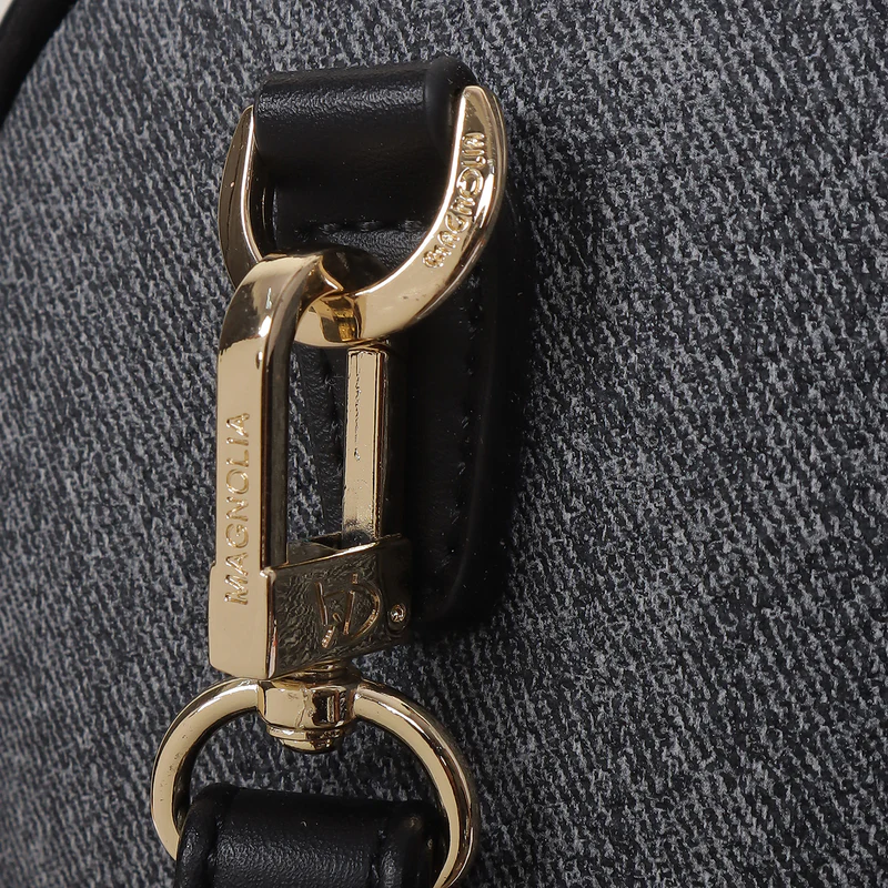 Magnolia Signature Barrel Duffle Black - Image 2